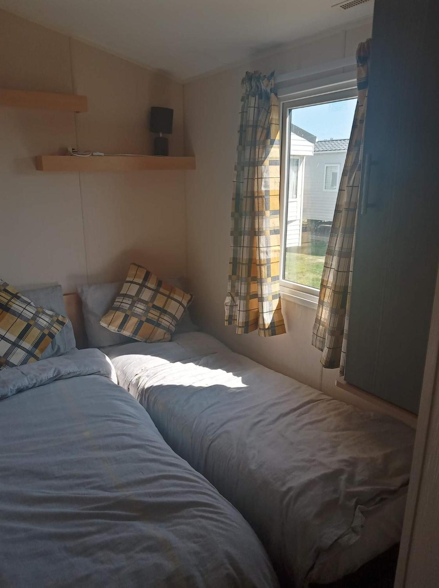 Caledonian Caravan Jaywick Sands Exteriér fotografie